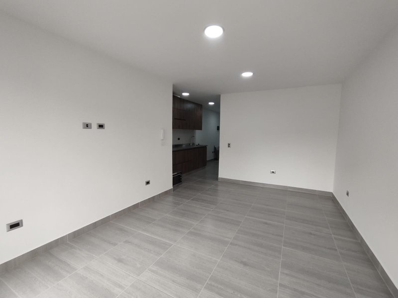 Apartamento en arriendo en SANTA MONICA, 75 m², 3 alcobas, 2 baños