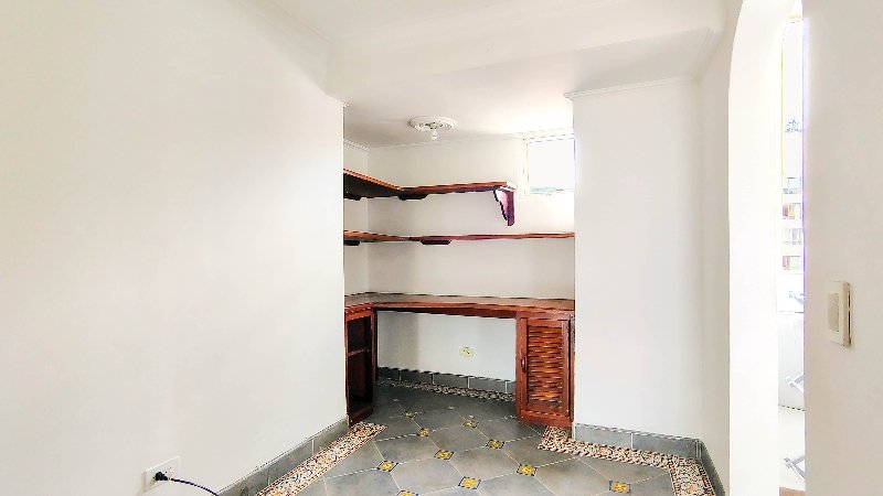 Apartamento en arriendo en LAURELES, 95 m², 3 alcobas, 2 baños