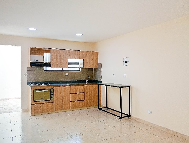 Apartamento en arriendo en SANTA MONICA, 55 m², 2 alcobas, 1 baño